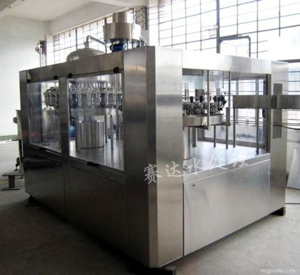 4000瓶/小時瓶裝水灌裝機  三合一瓶裝水灌裝設備